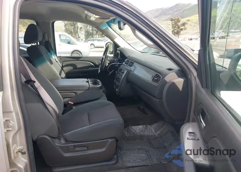 2009 Chevrolet Avalanche 1500 Ls z USA, uszkodzony, nr VIN 3GNEC12009G201672